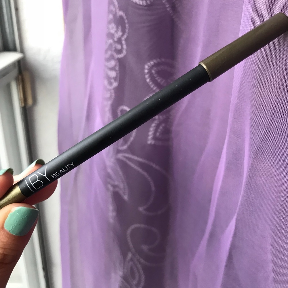 IBY Beauty Olive Pearl Eyeliner